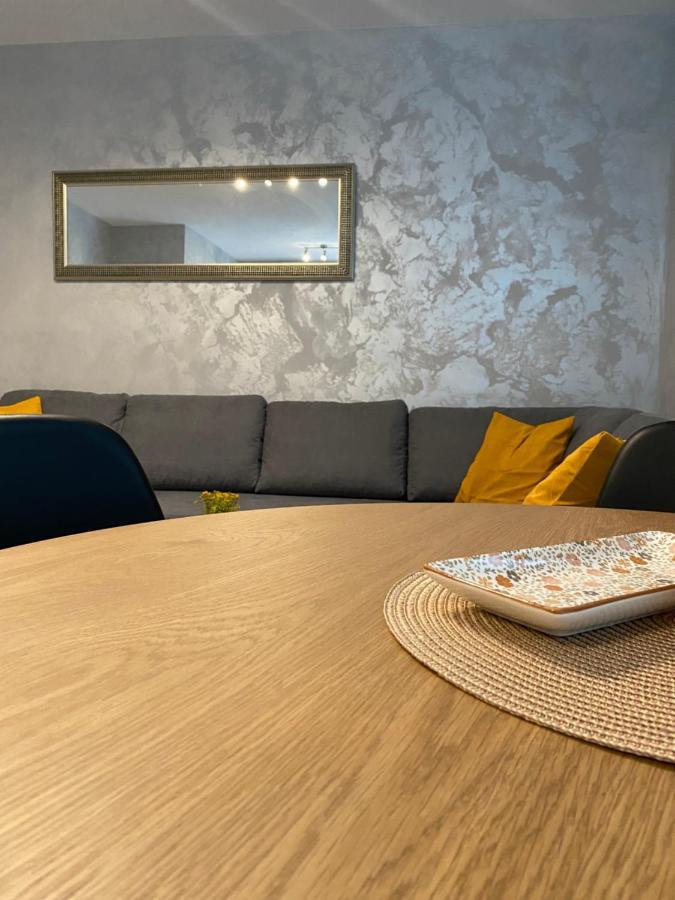Maja Apartman Dunajská Streda Eksteriør bilde