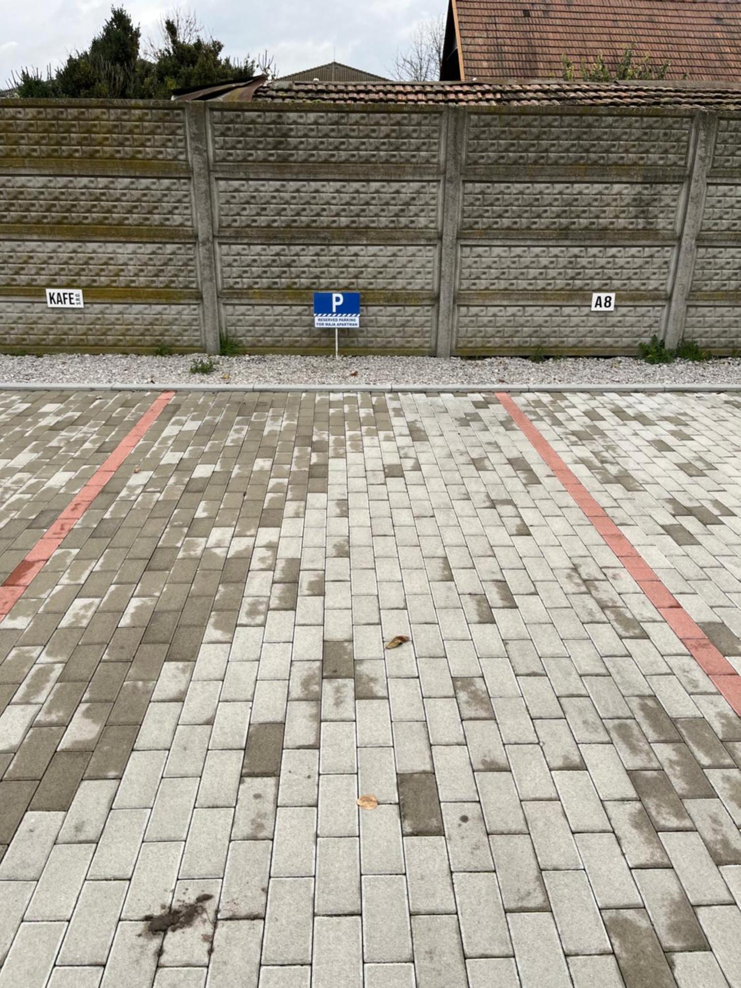 Maja Apartman Dunajská Streda Eksteriør bilde